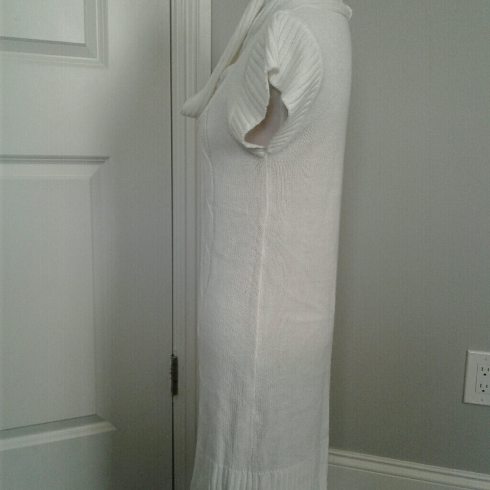 Dresse - Picture 2 of 3